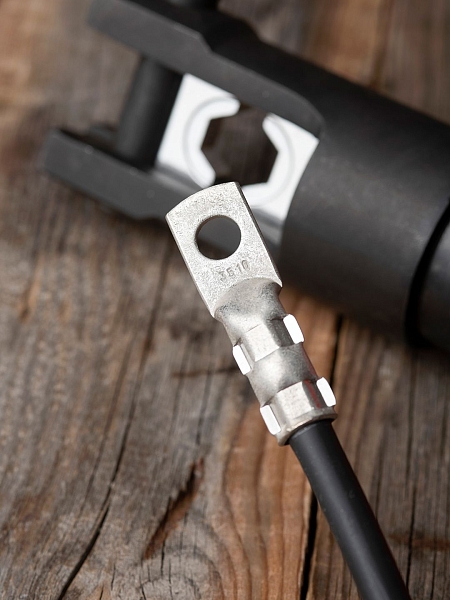 Наконечник медный луженый ТМЛ 35-10-10 EKF PROxima