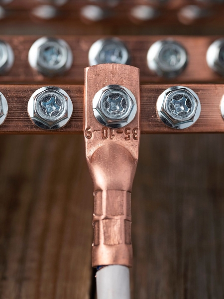 Наконечник медный ТМ 35-10-9 EKF PROxima