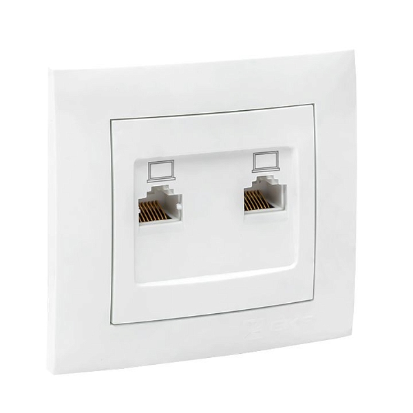 Валенсия розетка компьютерная RJ-45 2-местная белая EKF